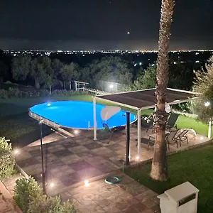 Hippodrom-independent With Pool Hébergement de vacances